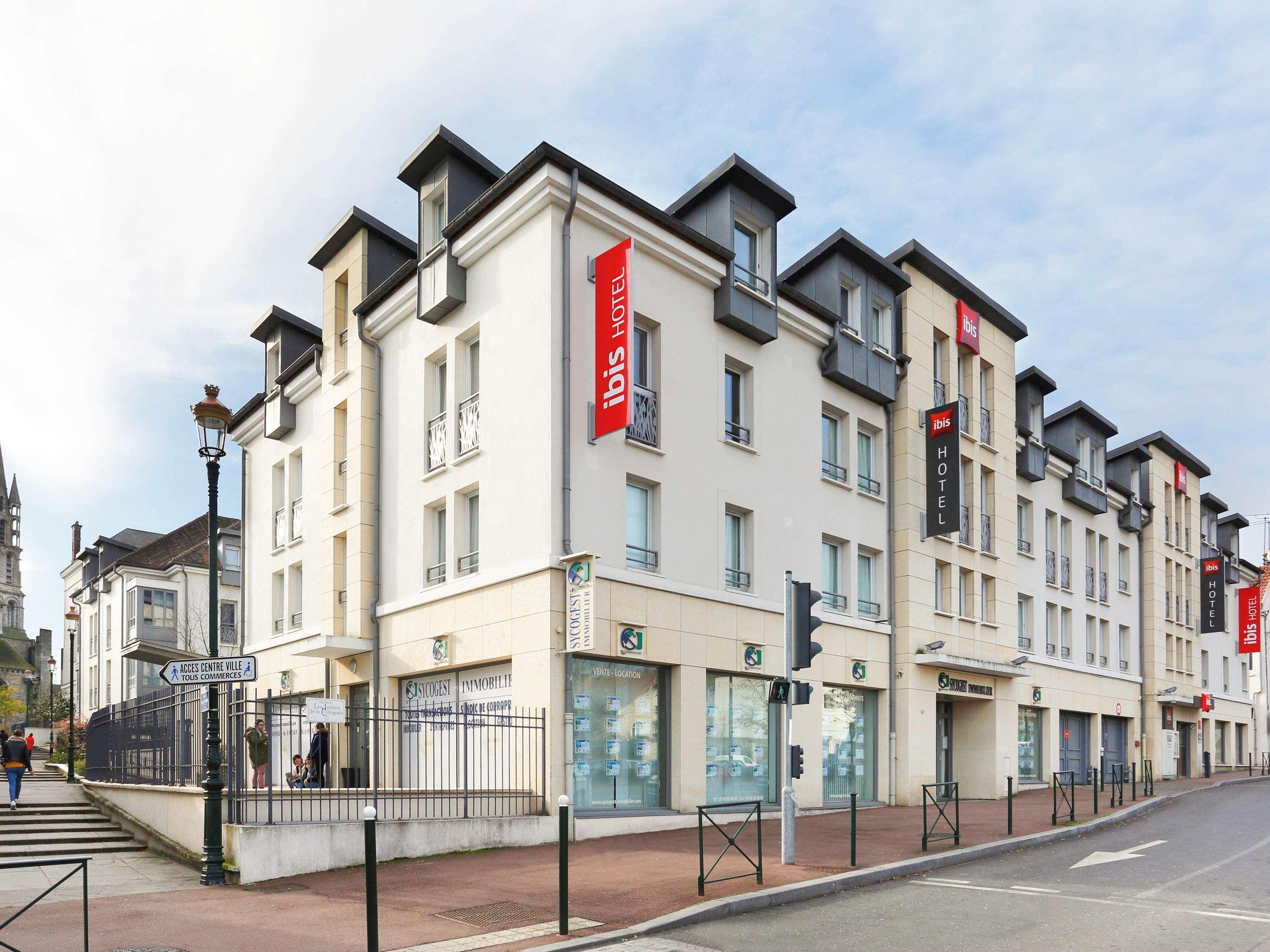 Hotel Ibis Étampes Exteriér fotografie